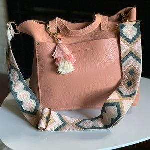 🦄 NEW Quartz 🦄 Portland Leather Medium Crossbody Tote